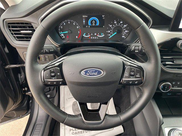 used 2022 Ford Escape car, priced at $23,464