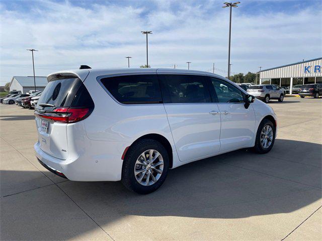 new 2025 Chrysler Pacifica car, priced at $48,420