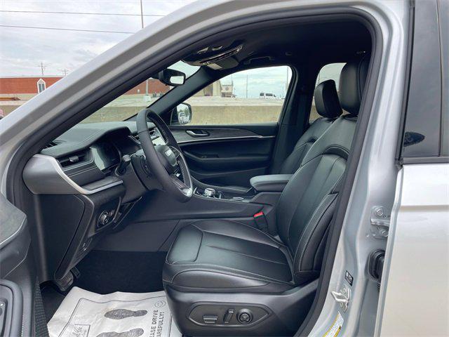 new 2024 Jeep Grand Cherokee car, priced at $51,937