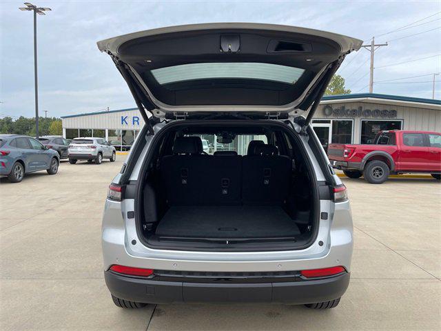 new 2024 Jeep Grand Cherokee car, priced at $51,937