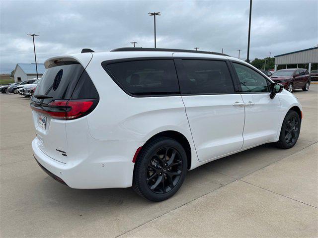 new 2024 Chrysler Pacifica car, priced at $54,516