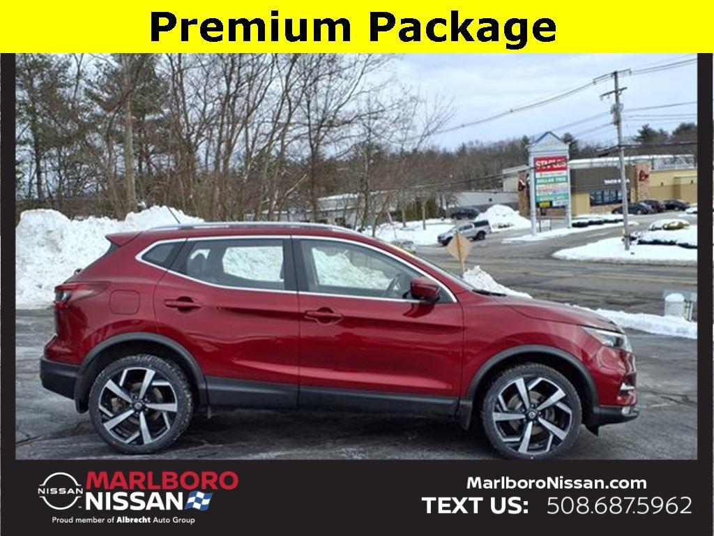 used 2022 Nissan Rogue Sport car, priced at $22,489