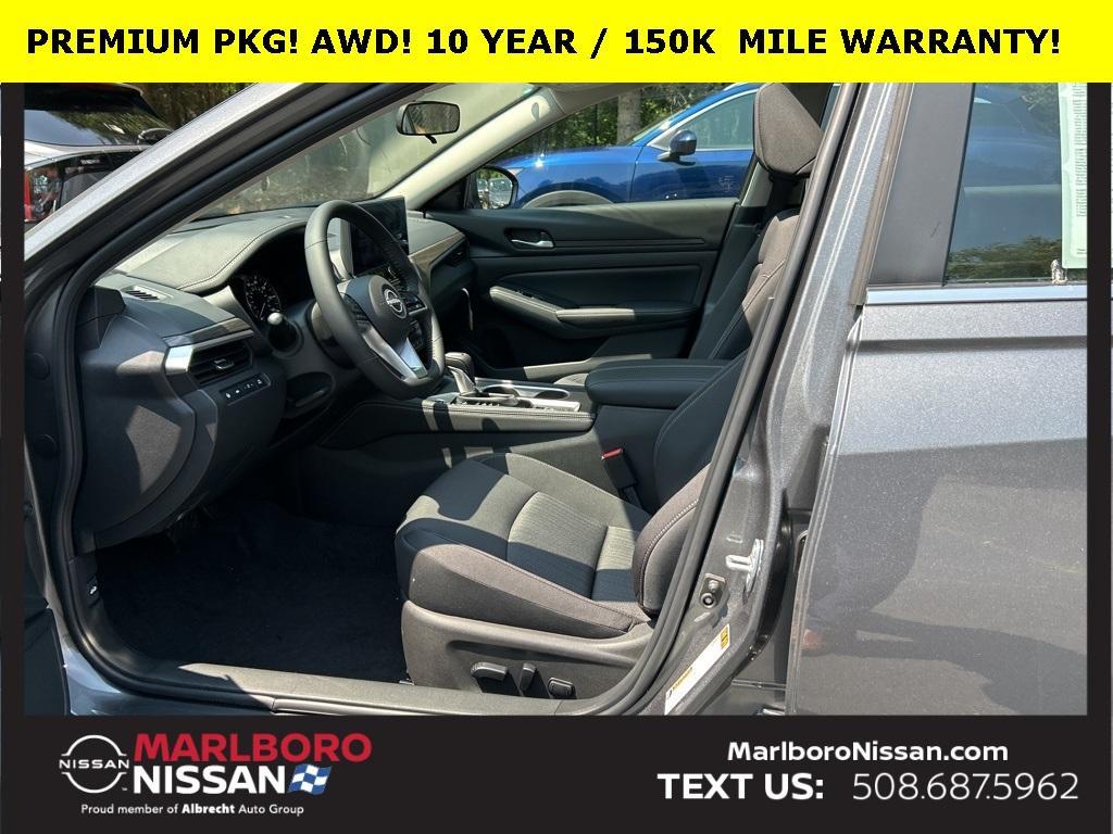 new 2025 Nissan Altima car, priced at $32,117