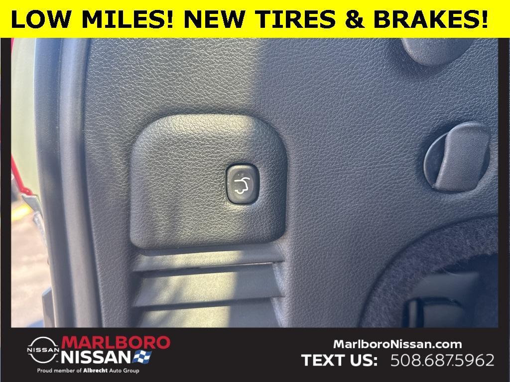 used 2017 Jeep Grand Cherokee car, priced at $19,634