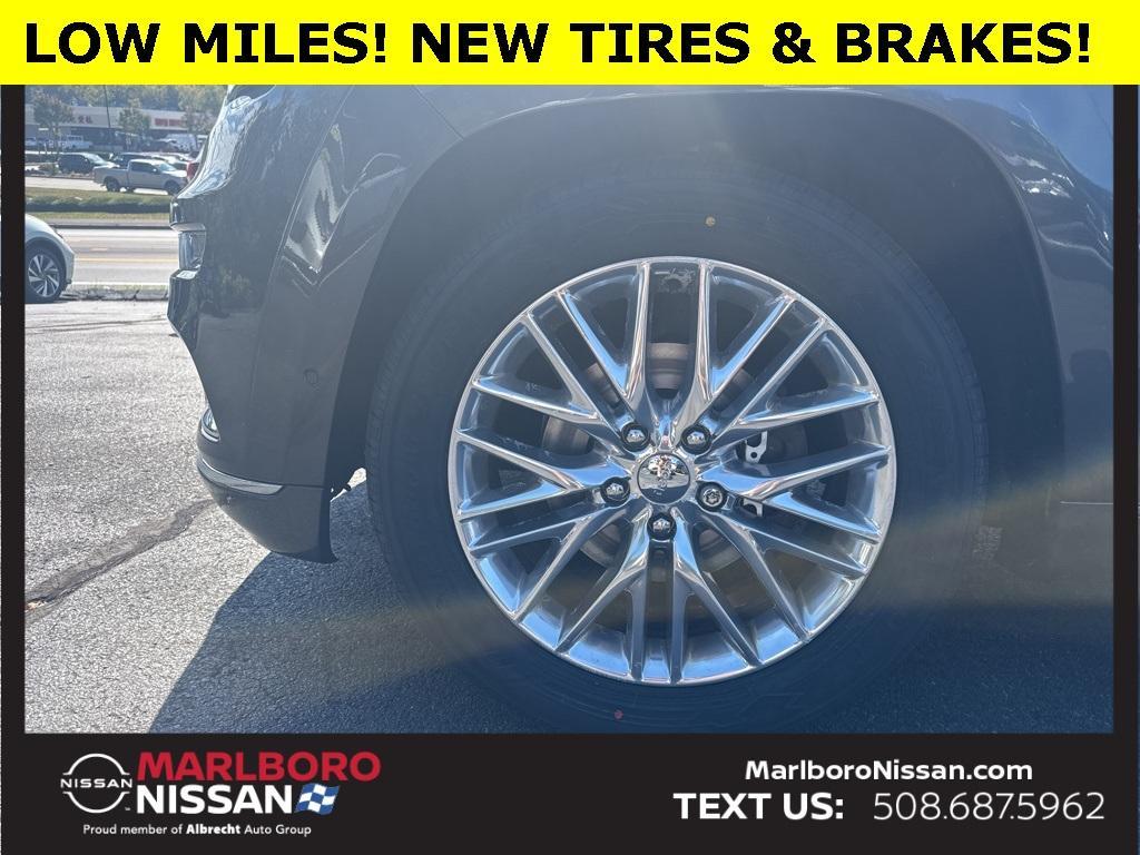 used 2017 Jeep Grand Cherokee car, priced at $19,634