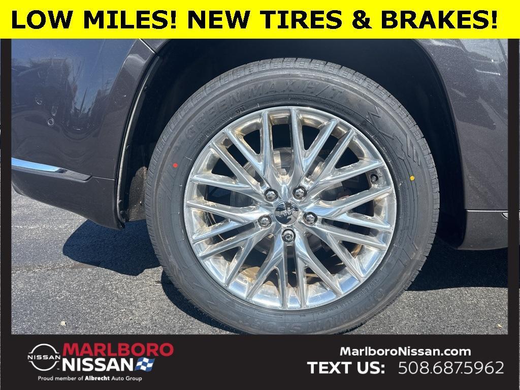 used 2017 Jeep Grand Cherokee car, priced at $19,634