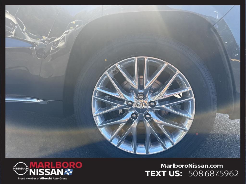 used 2017 Jeep Grand Cherokee car, priced at $19,984