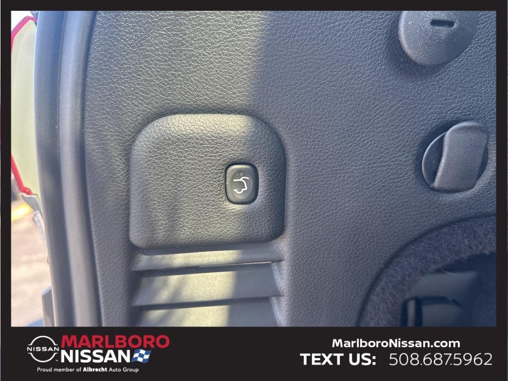 used 2017 Jeep Grand Cherokee car, priced at $19,984