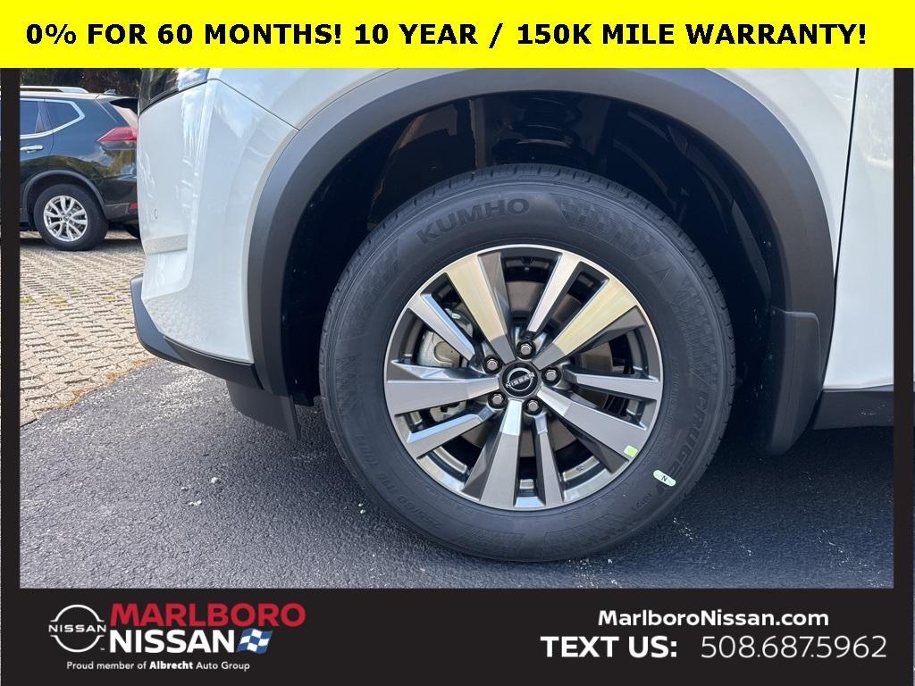 new 2025 Nissan Pathfinder car, priced at $39,133