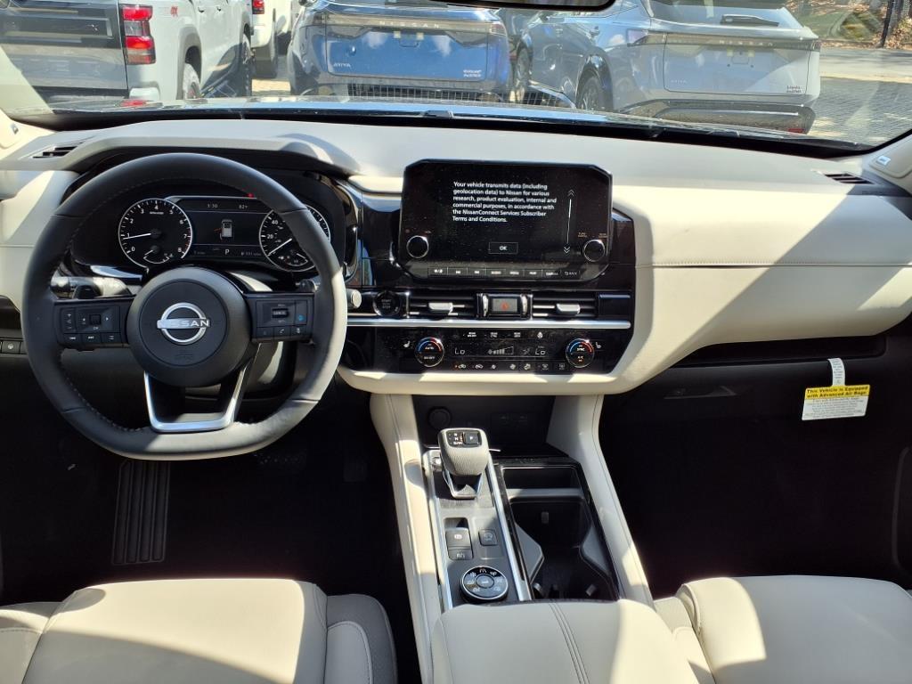 new 2025 Nissan Pathfinder car, priced at $44,945
