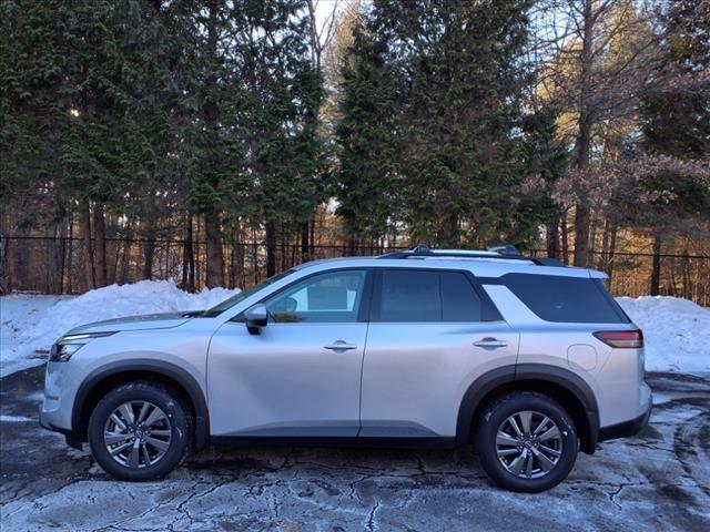 new 2025 Nissan Pathfinder car, priced at $39,792