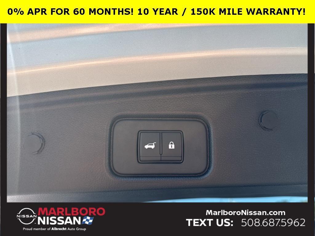 new 2025 Nissan Pathfinder car, priced at $40,292