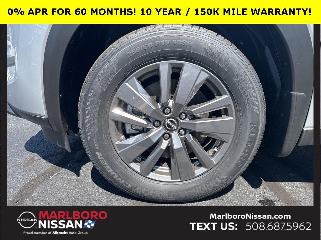 new 2025 Nissan Pathfinder car, priced at $40,292