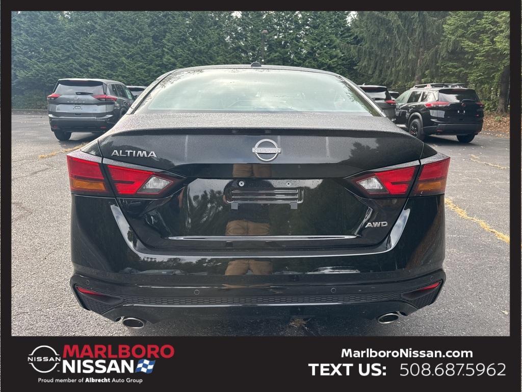 new 2025 Nissan Altima car, priced at $31,197