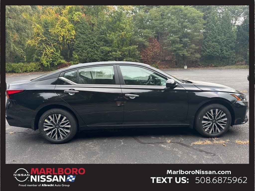 new 2025 Nissan Altima car, priced at $31,197