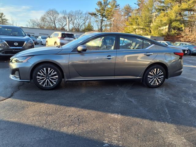 used 2023 Nissan Altima car, priced at $23,749