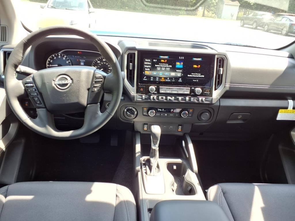 new 2025 Nissan Frontier car, priced at $41,618