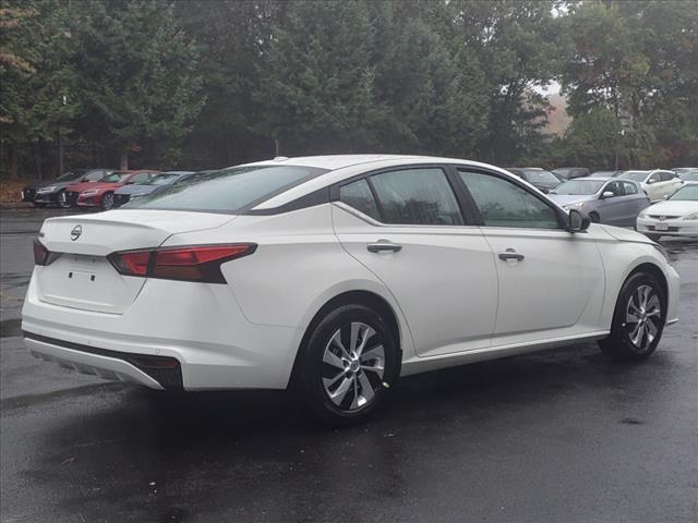 new 2025 Nissan Altima car, priced at $27,140