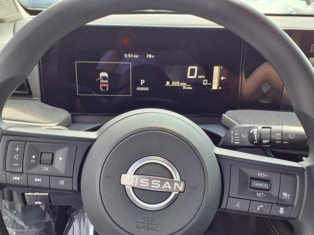 new 2025 Nissan Kicks car, priced at $27,430