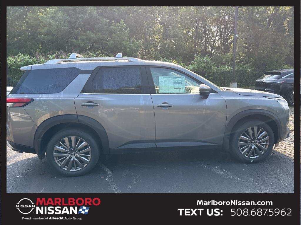 new 2025 Nissan Pathfinder car, priced at $47,131