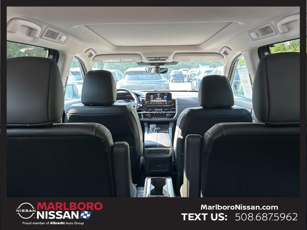 new 2025 Nissan Pathfinder car, priced at $47,131