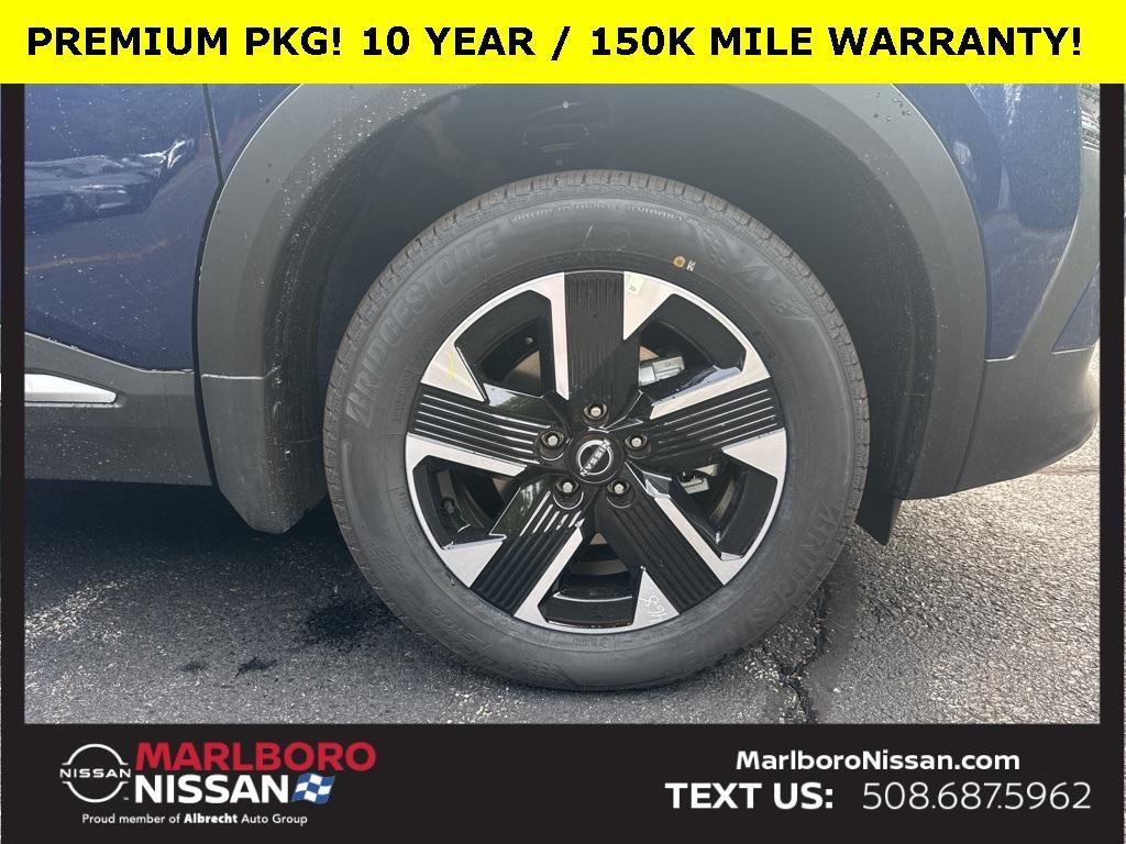 new 2025 Nissan Kicks car, priced at $28,374