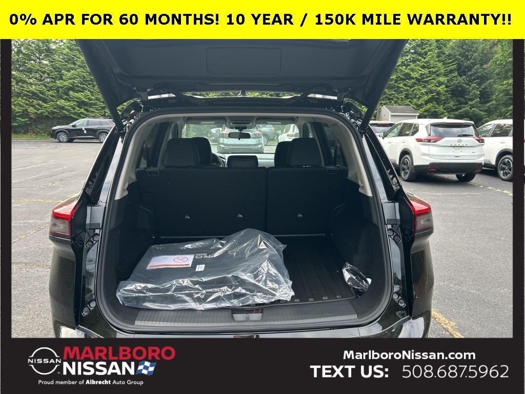 new 2025 Nissan Rogue car, priced at $34,918
