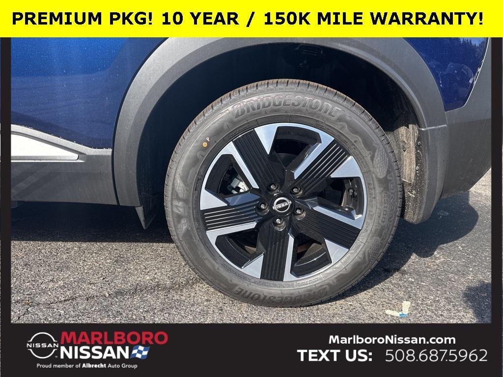 new 2025 Nissan Kicks car, priced at $28,374