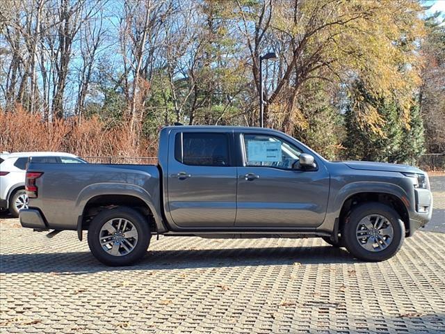 new 2025 Nissan Frontier car, priced at $40,460