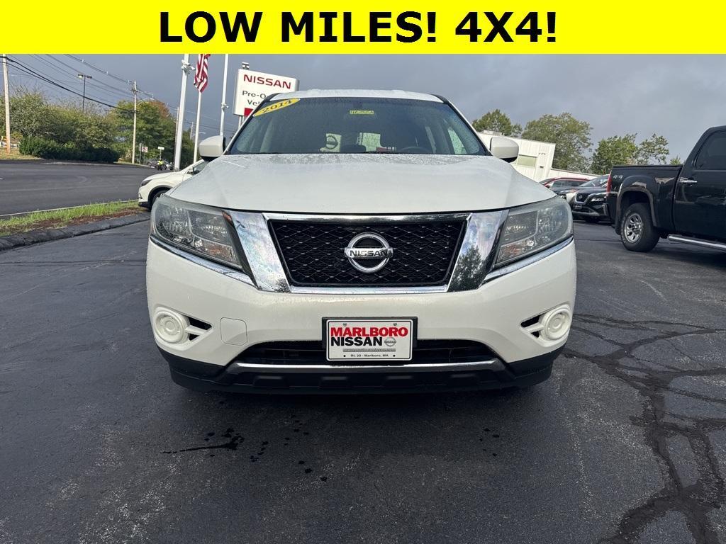 used 2014 Nissan Pathfinder car, priced at $8,999