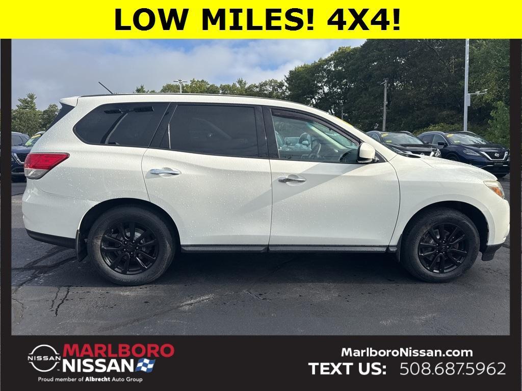 used 2014 Nissan Pathfinder car, priced at $8,999