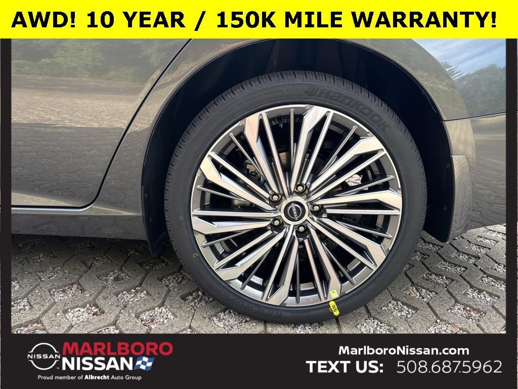 new 2025 Nissan Altima car, priced at $35,022