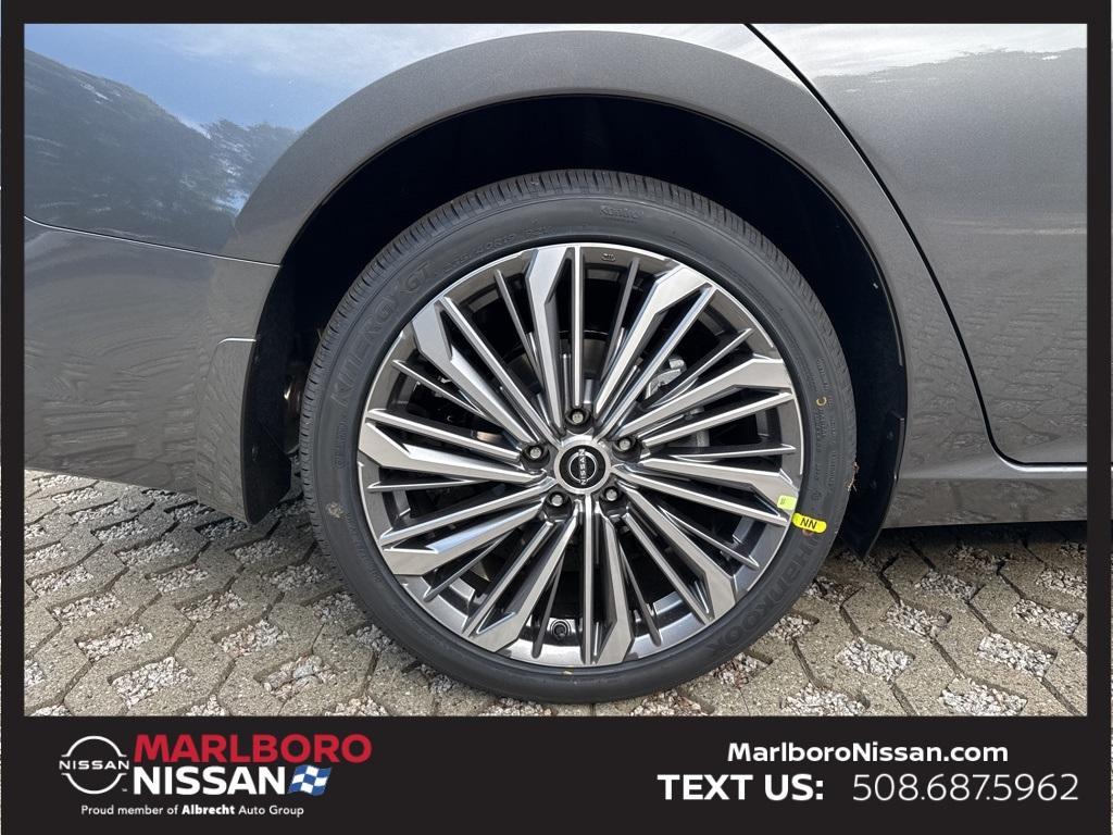 new 2025 Nissan Altima car, priced at $35,772