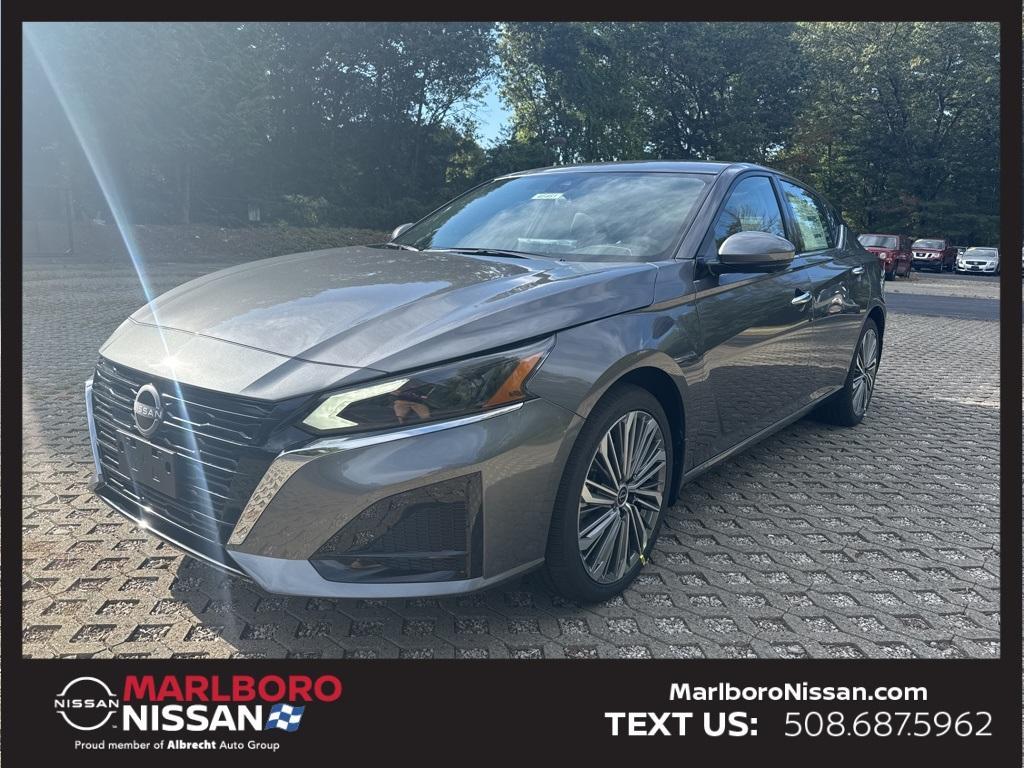 new 2025 Nissan Altima car, priced at $35,772