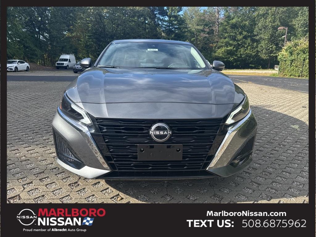 new 2025 Nissan Altima car, priced at $35,772
