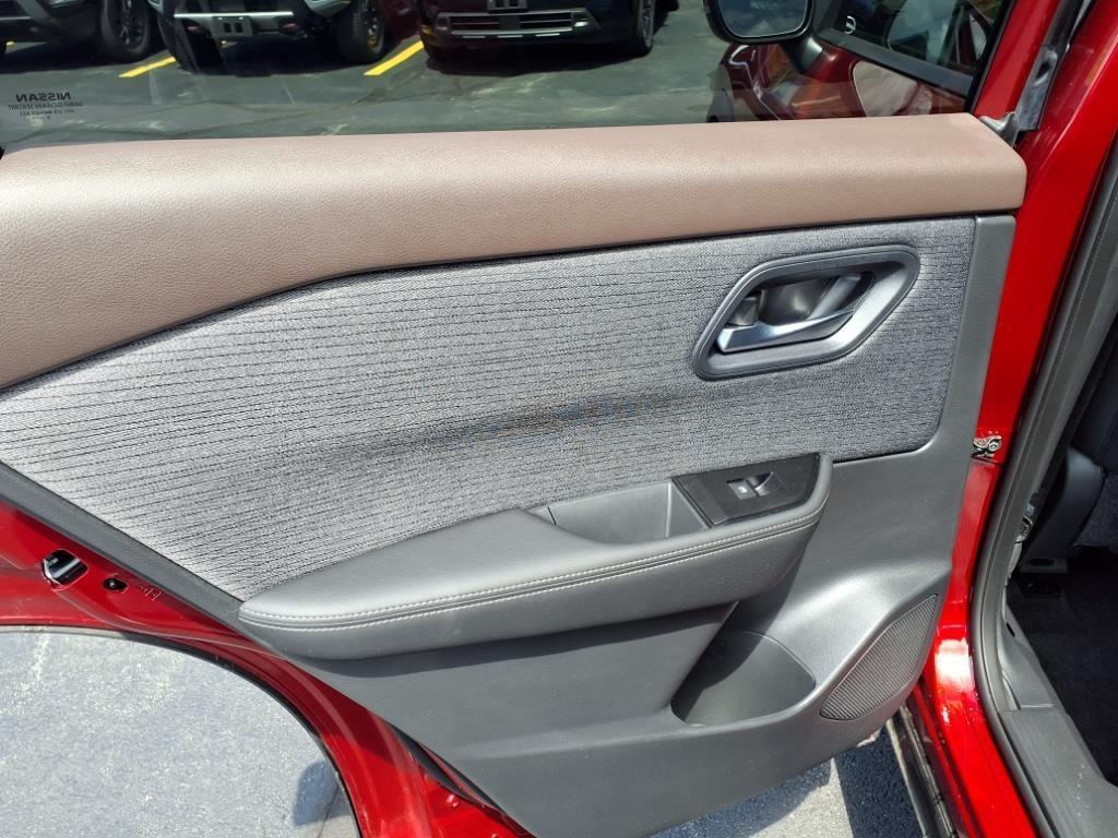 used 2023 Nissan Rogue car, priced at $25,498