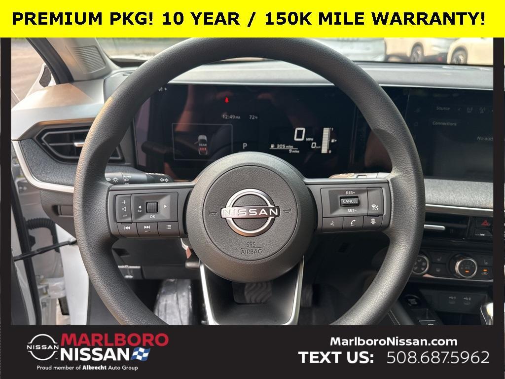 new 2025 Nissan Kicks car, priced at $28,853