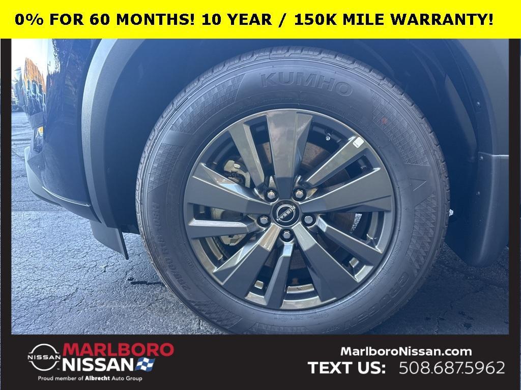 new 2025 Nissan Pathfinder car, priced at $36,171