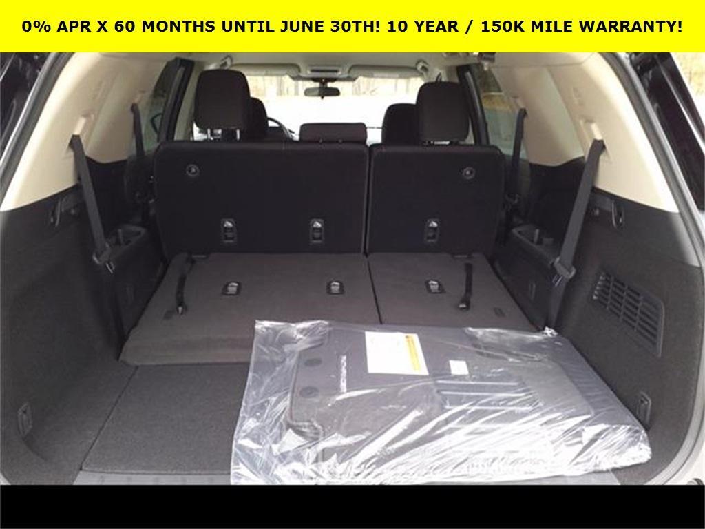 new 2025 Nissan Pathfinder car, priced at $37,648