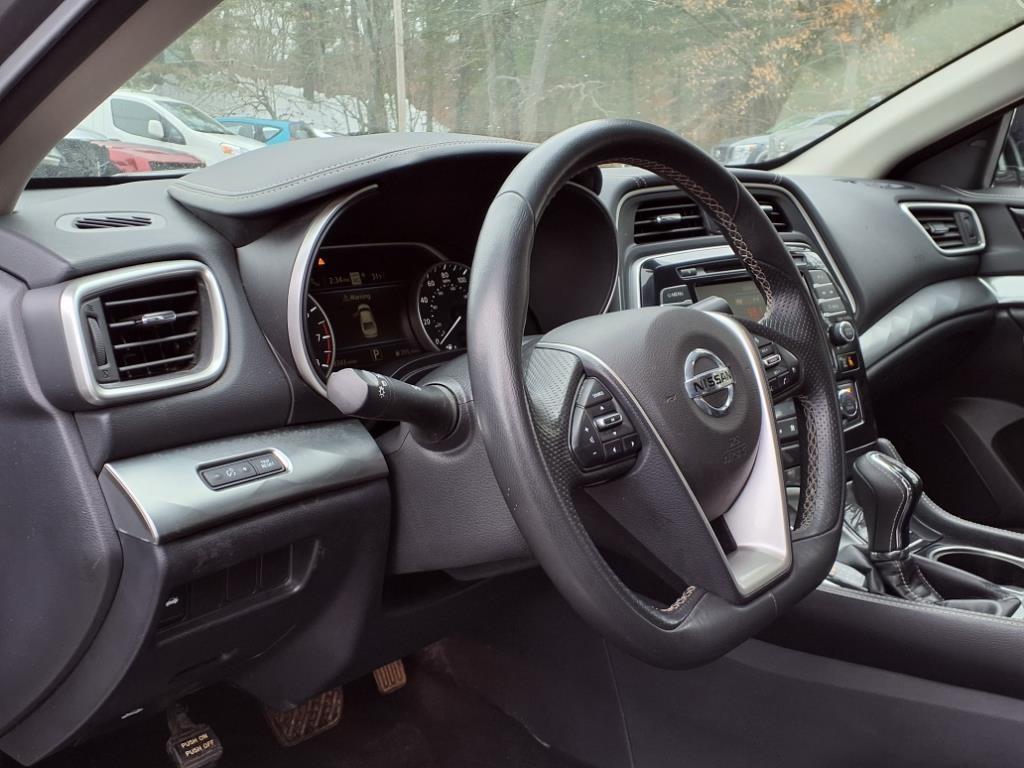 used 2022 Nissan Maxima car, priced at $21,999
