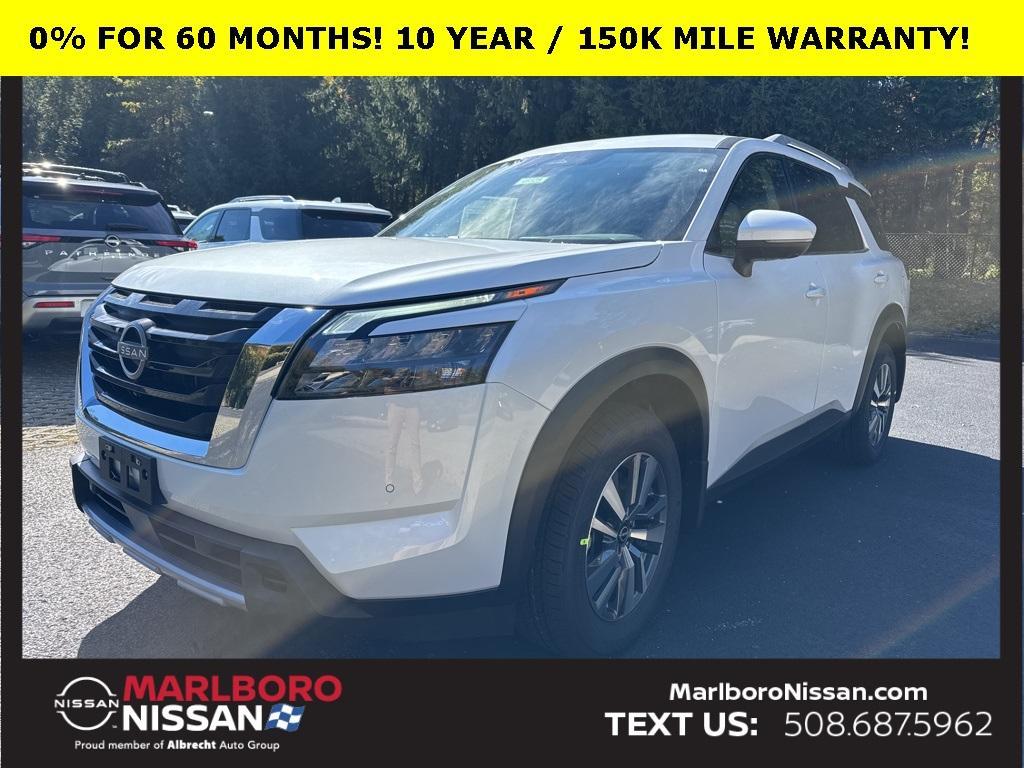 new 2025 Nissan Pathfinder car, priced at $39,055
