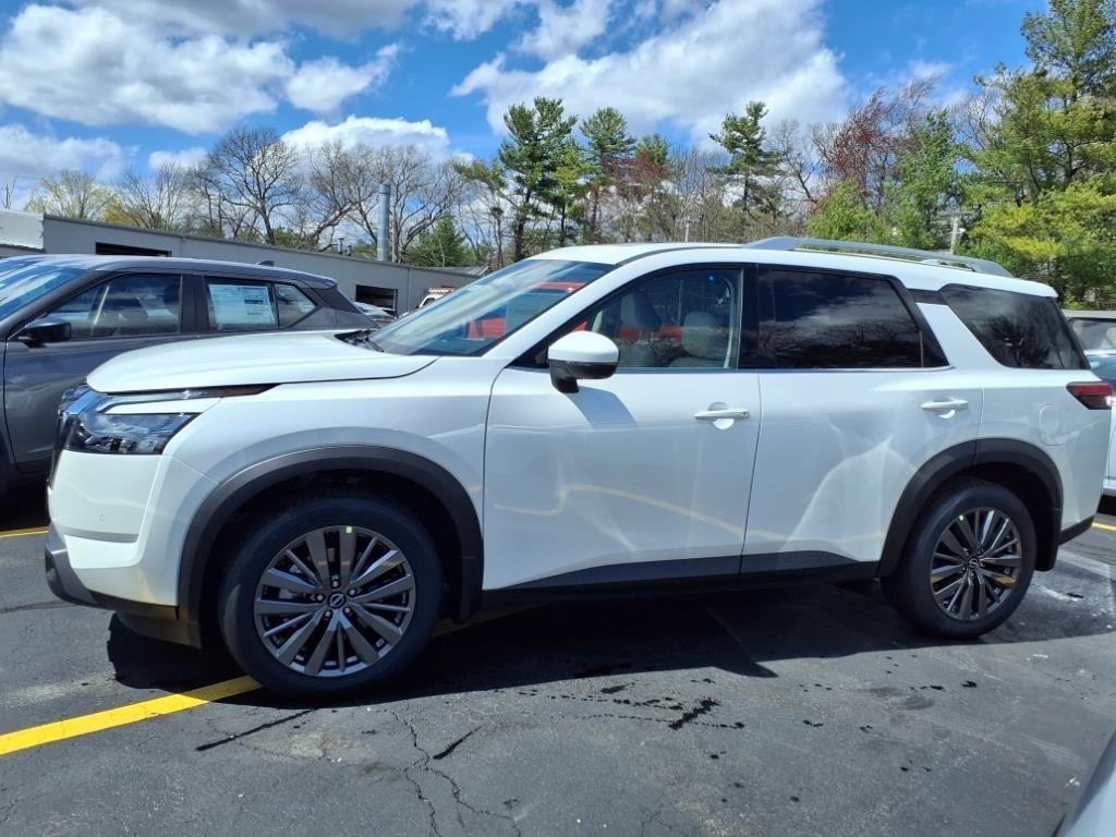 new 2025 Nissan Pathfinder car, priced at $45,230