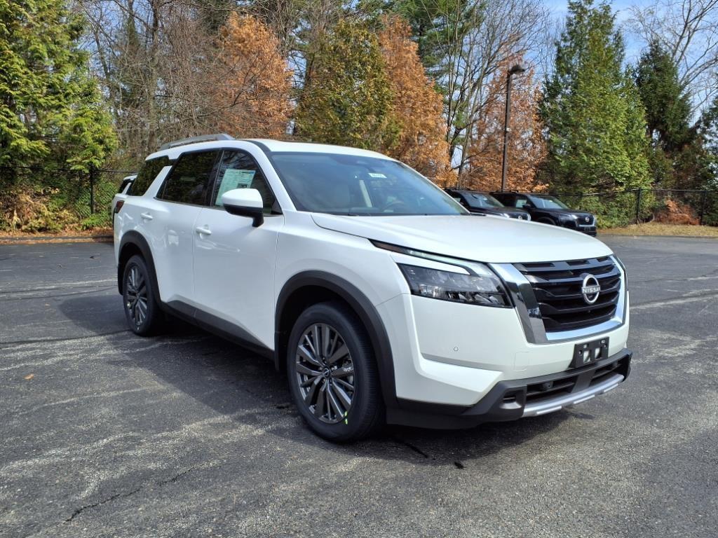 new 2025 Nissan Pathfinder car, priced at $45,230