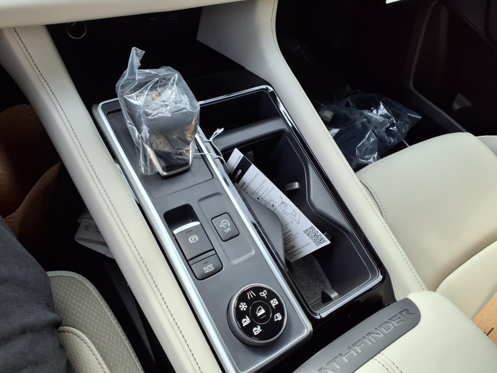 new 2025 Nissan Pathfinder car, priced at $45,230