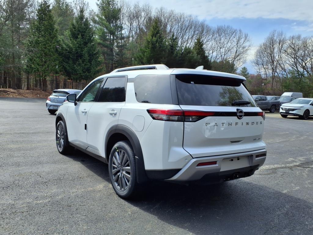 new 2025 Nissan Pathfinder car, priced at $45,230