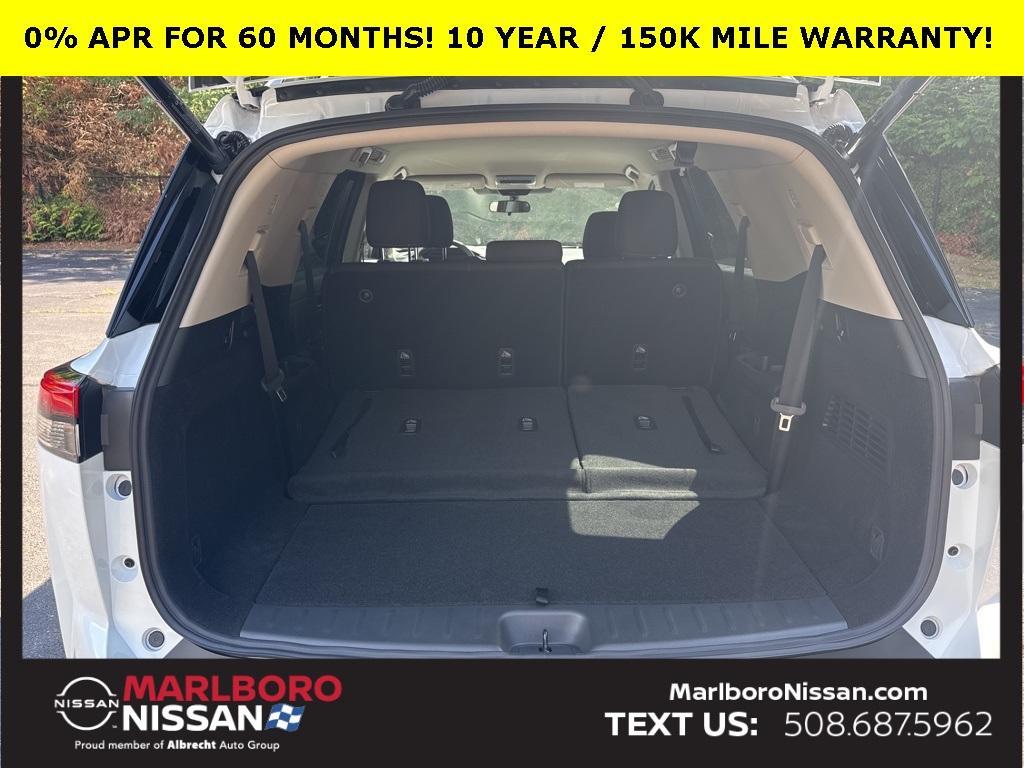 new 2025 Nissan Pathfinder car, priced at $42,571