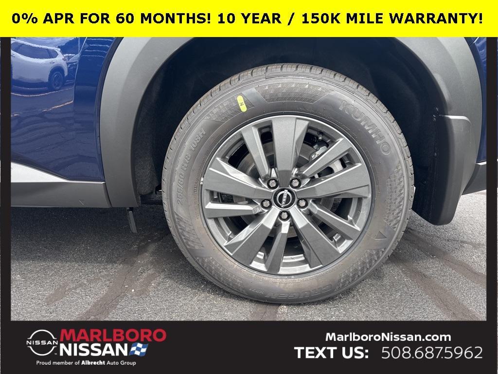 new 2025 Nissan Pathfinder car, priced at $42,171