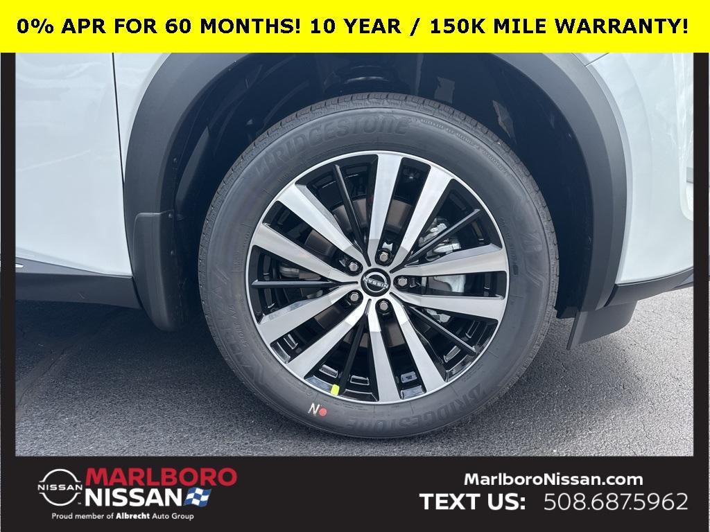 new 2025 Nissan Pathfinder car, priced at $52,022