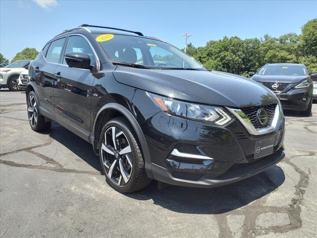 used 2022 Nissan Rogue Sport car, priced at $25,999