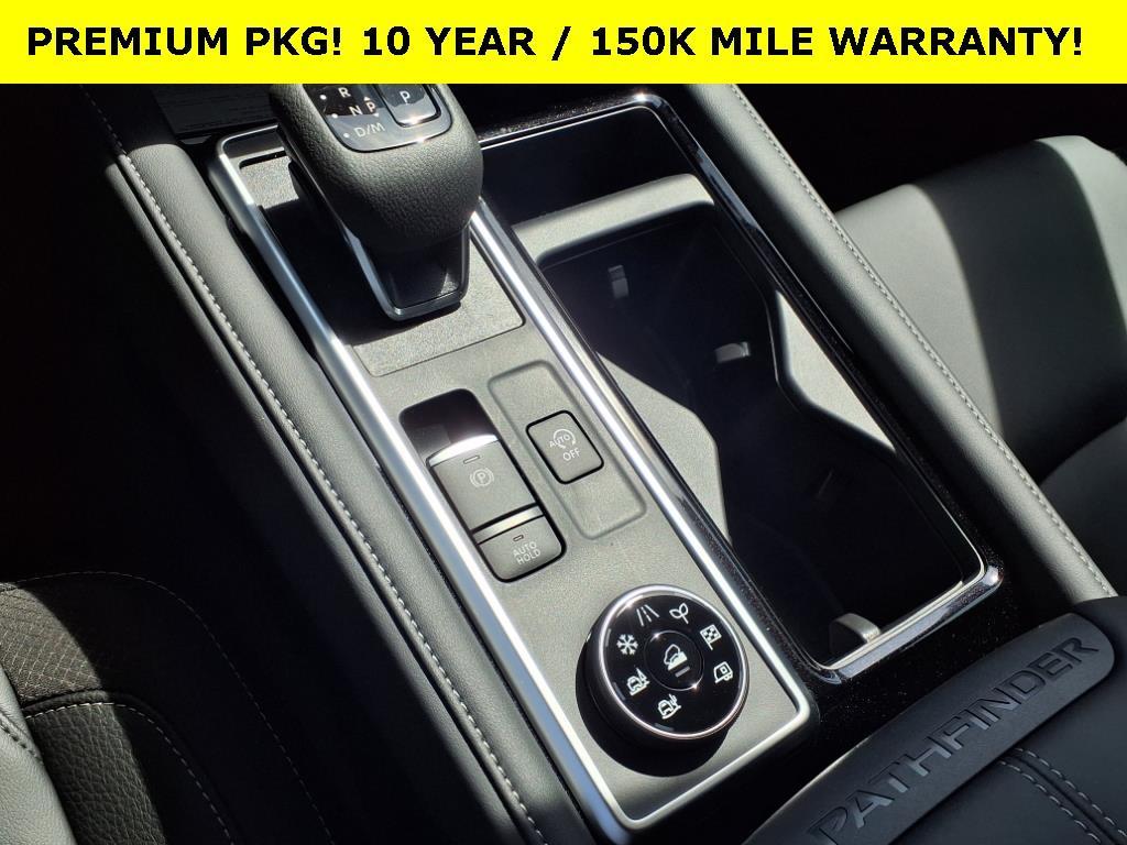 new 2025 Nissan Pathfinder car, priced at $46,631